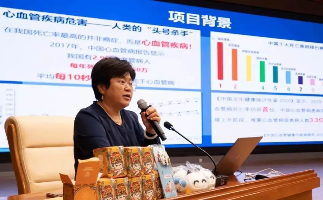 坐2.jpg
