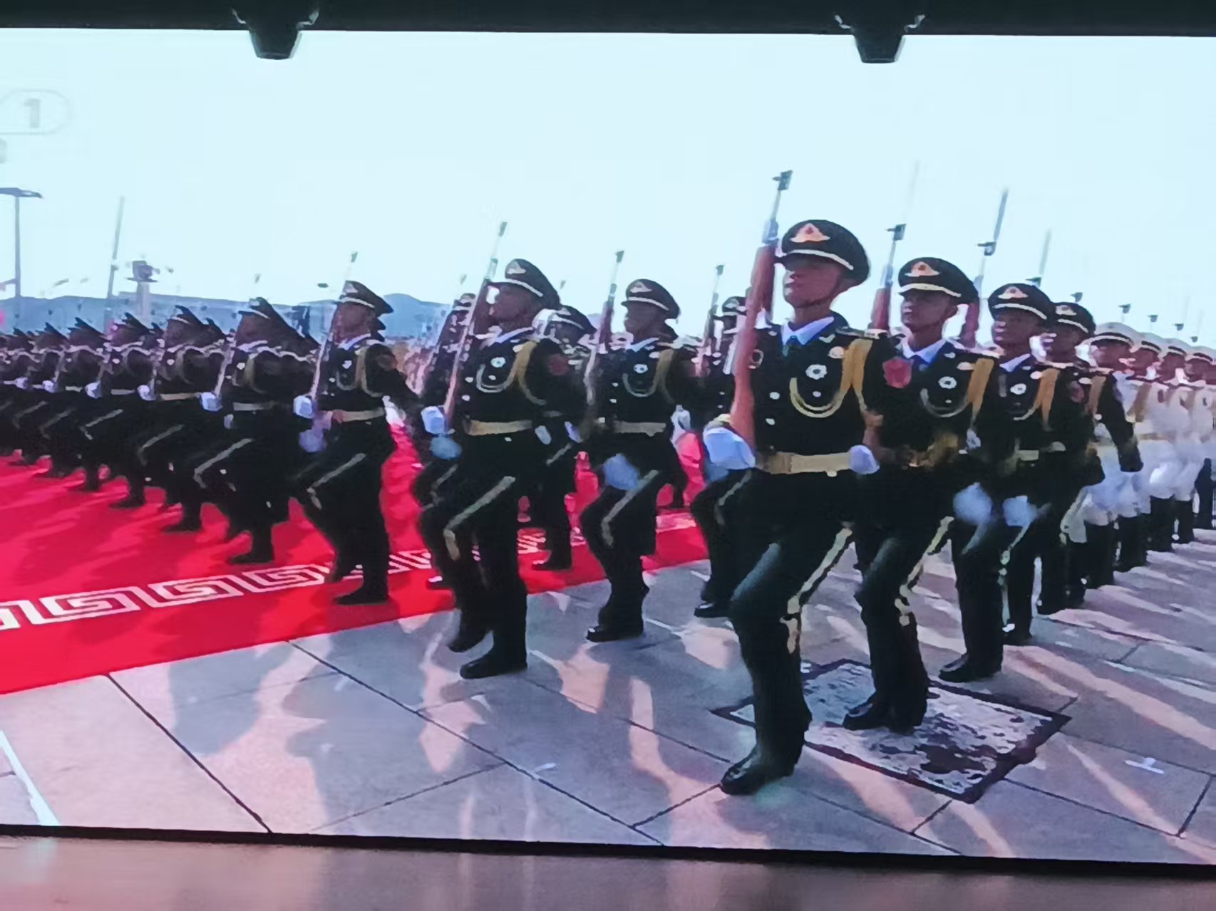 阅兵场上的滨州元素：九三阅兵鞋用皮“滨州造”